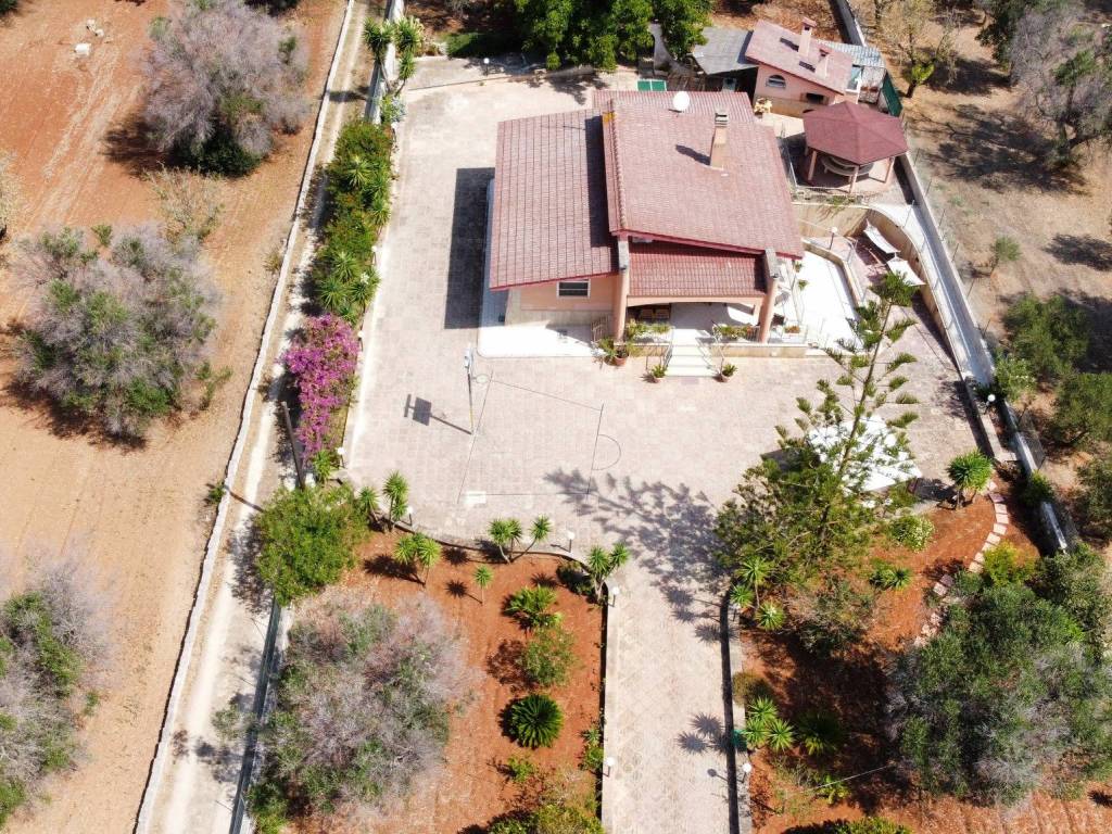 Villa a Carovigno in Contrada Colombo - Foto 5