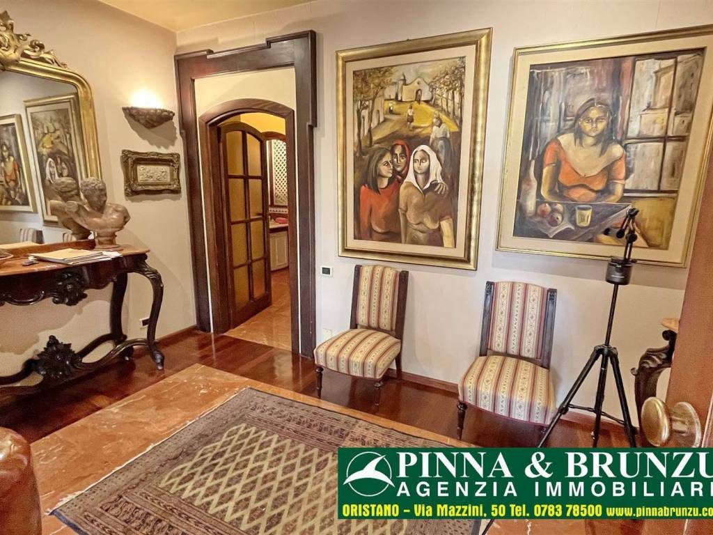 Villa a Oristano in Via Messina, 32 - Foto 2