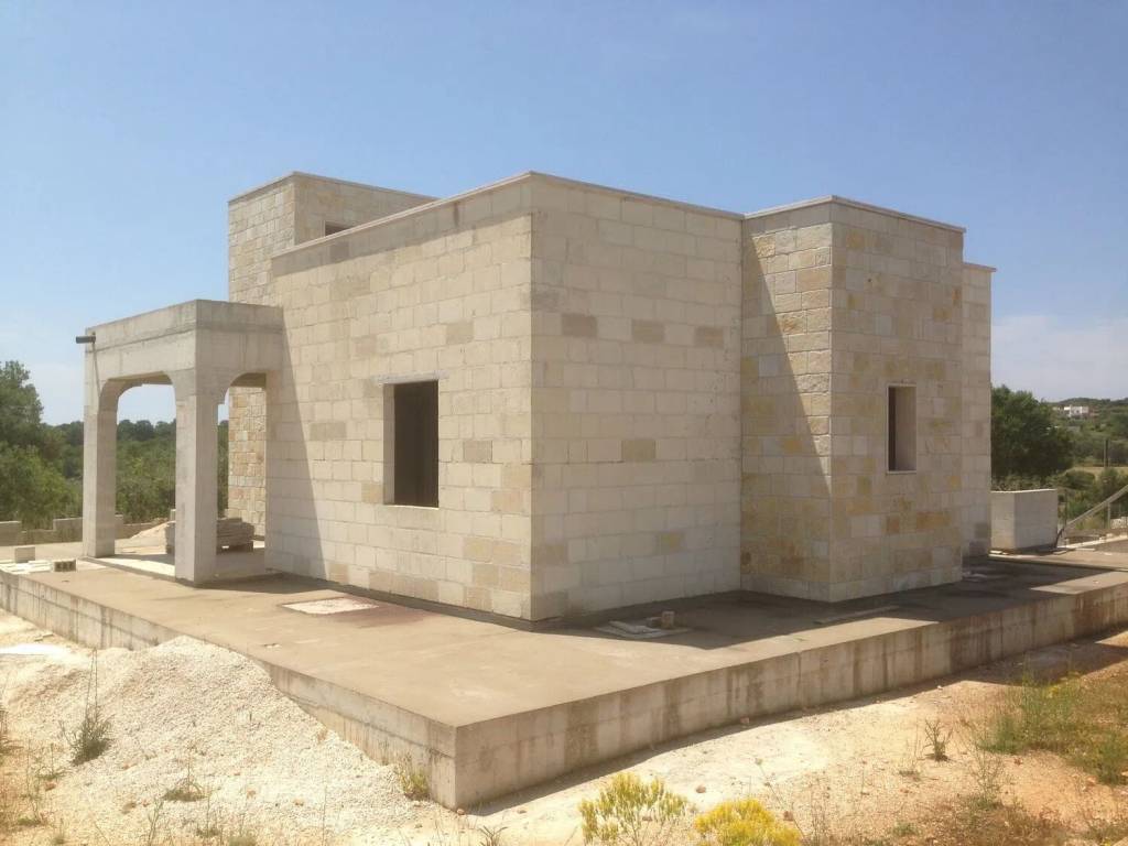 Villa a Ostuni in Strada Provinciale 14 S.N.C. - Foto 2
