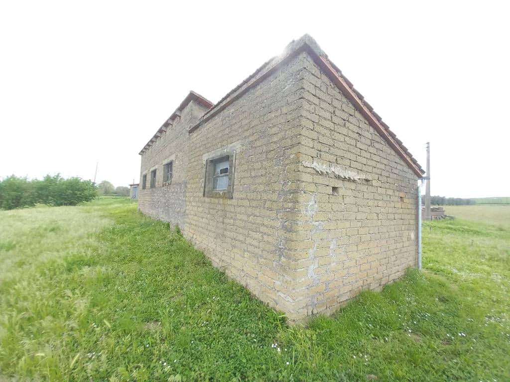 Rustico / casale a Capodimonte in Strada Montecchio-Scomparti - Foto 3