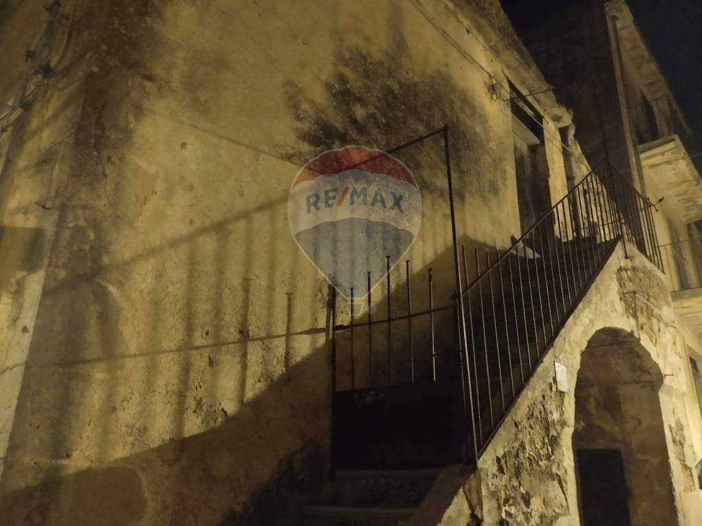 Casa indipendente a Modica in via Calvario, 3 - Foto 2