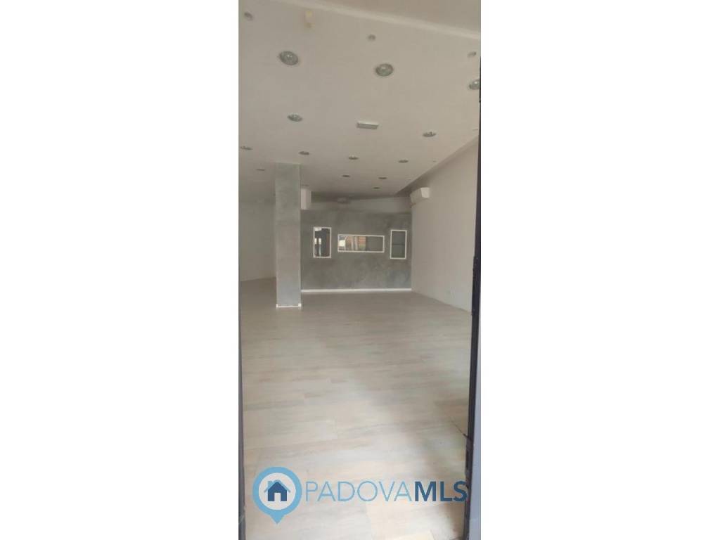 Immobile a Montegrotto terme in Piazza Carmignoto - Foto 2