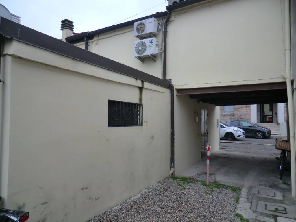 Villa a Ferrara in Via Giuseppe Fabbri - Foto 3