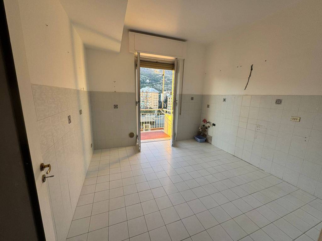 Appartamento a Genova in Via Napoli, 44 - Foto 4