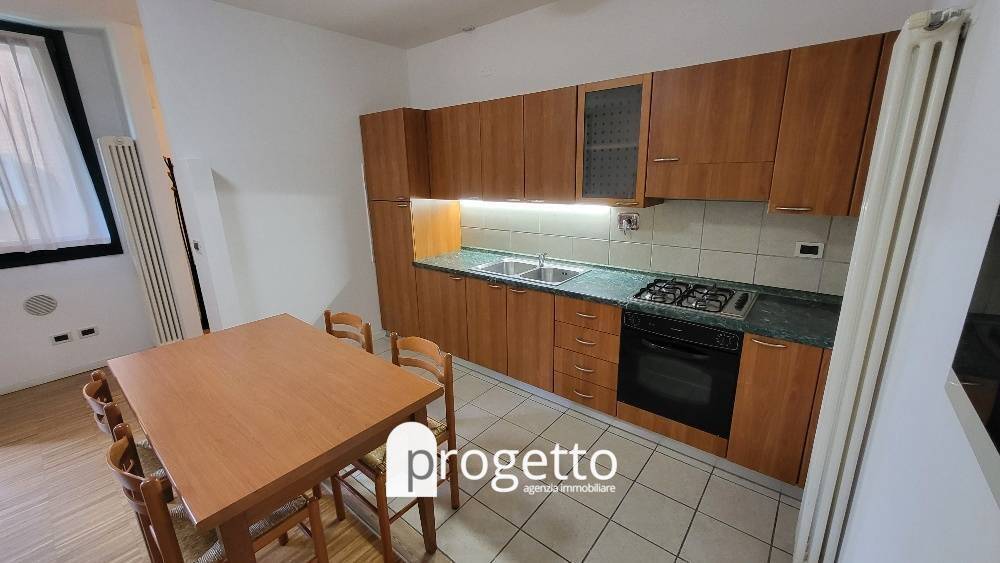 Appartamento a Vicenza in Contra' Mure San Michele - Foto 2