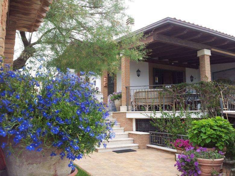 Villa a Terracina in Riva dei Gabbiani - Foto 2