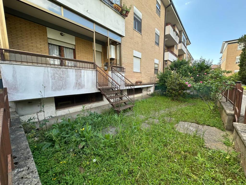 Appartamento a Latina in Via Atene - Foto 2