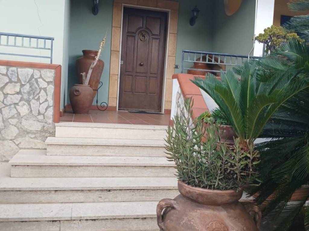 Villa a Marano di napoli in Via Marano Quarto - Foto 3