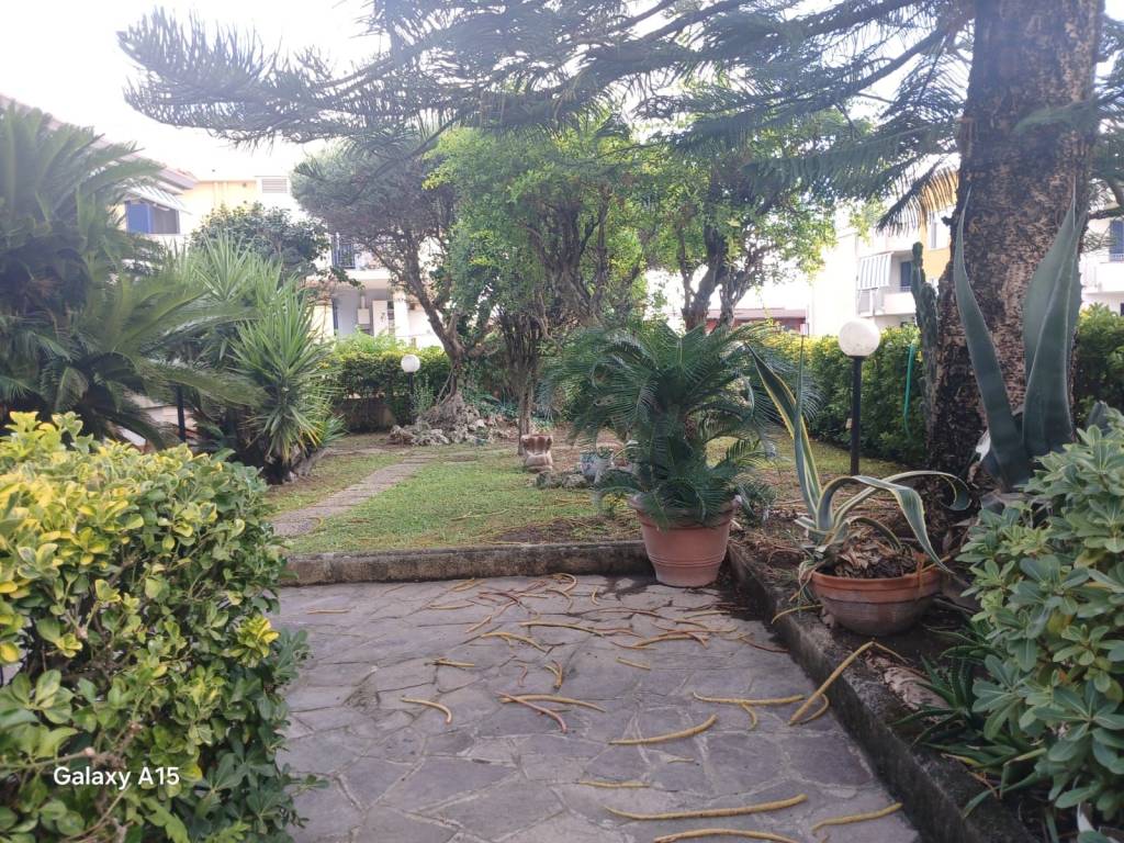 Villa a Marano di napoli in Via Marano Quarto - Foto 4