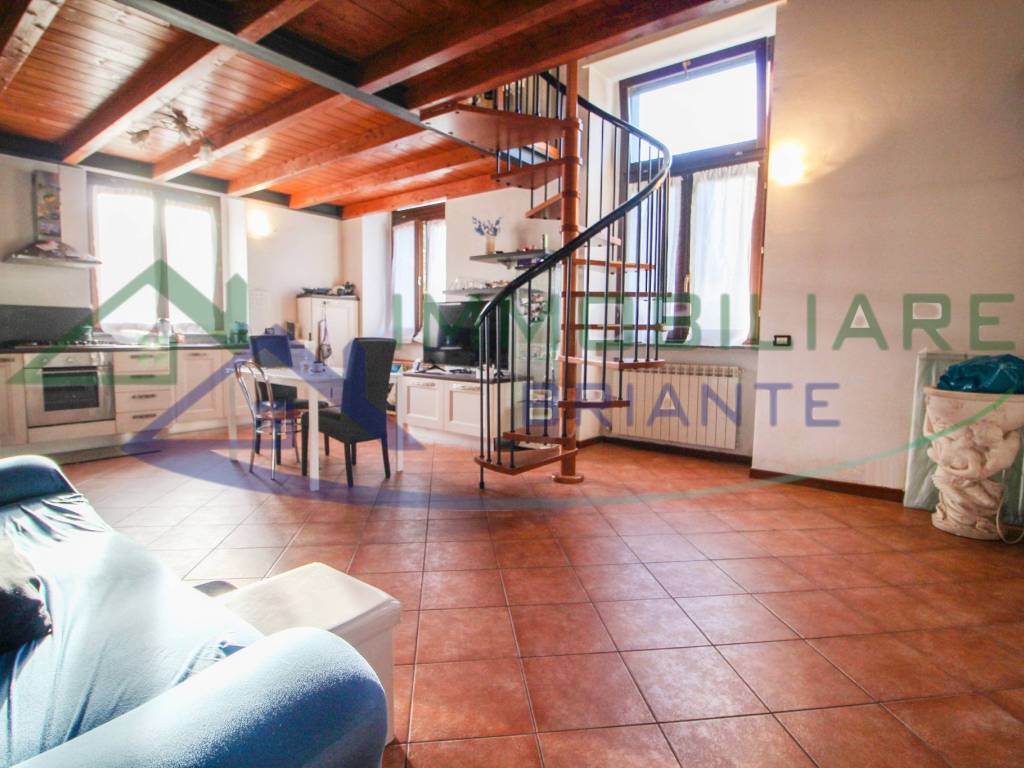 Appartamento a Somma lombardo in Via Isaia Bianco - Foto 2
