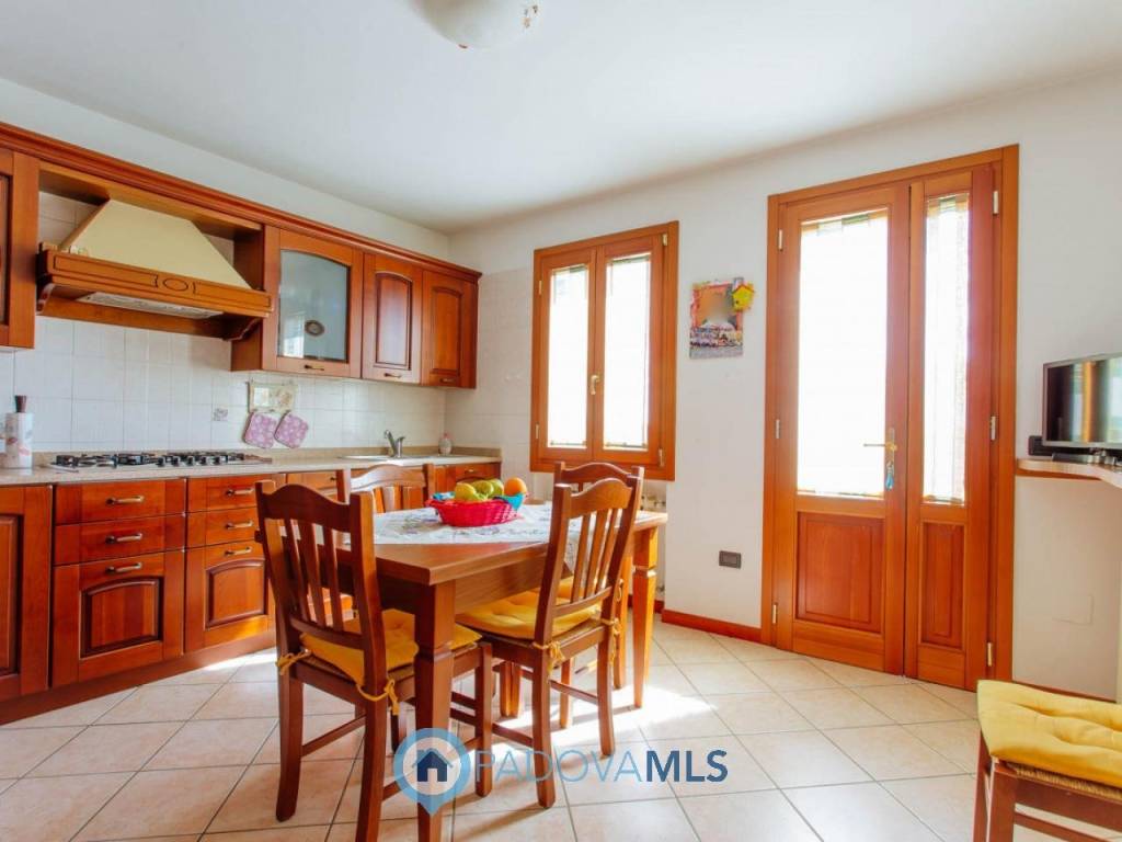 Casa indipendente a Pernumia in Via Cornoledo - Foto 5