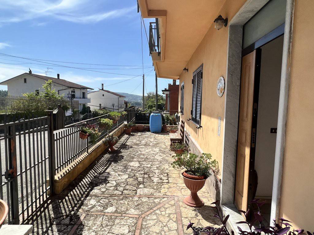 Villa a Sant'arcangelo trimonte in Via Vittorio Veneto, 17 - Foto 4