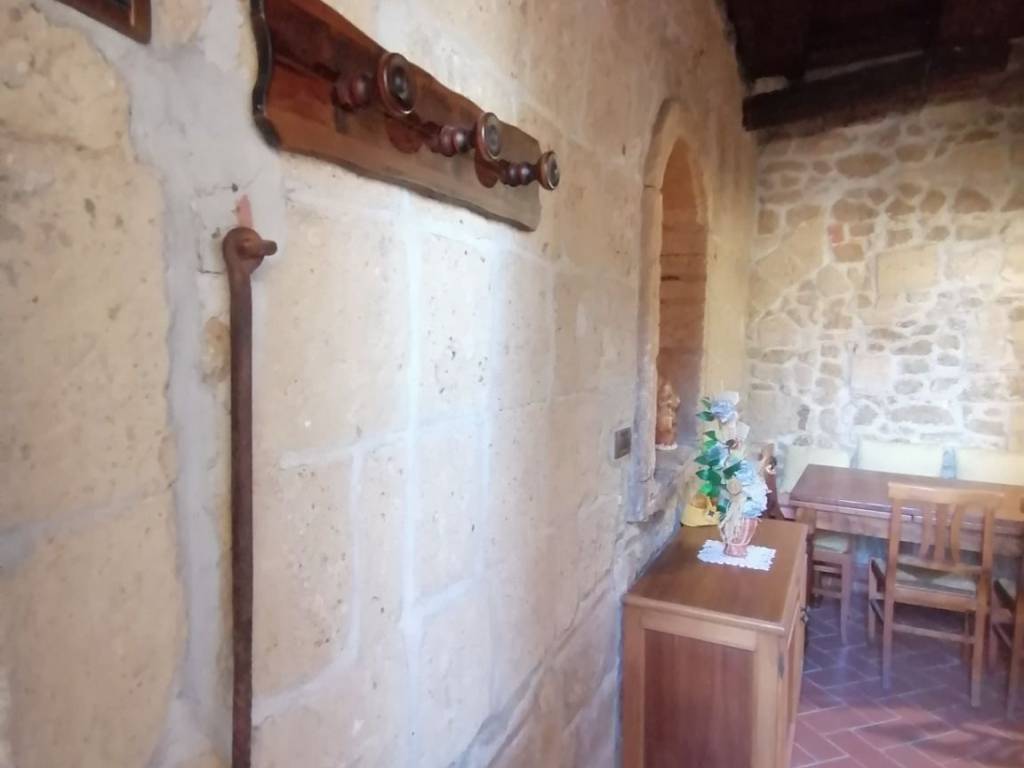 Appartamento a Pitigliano in Via Vignoli - Foto 2