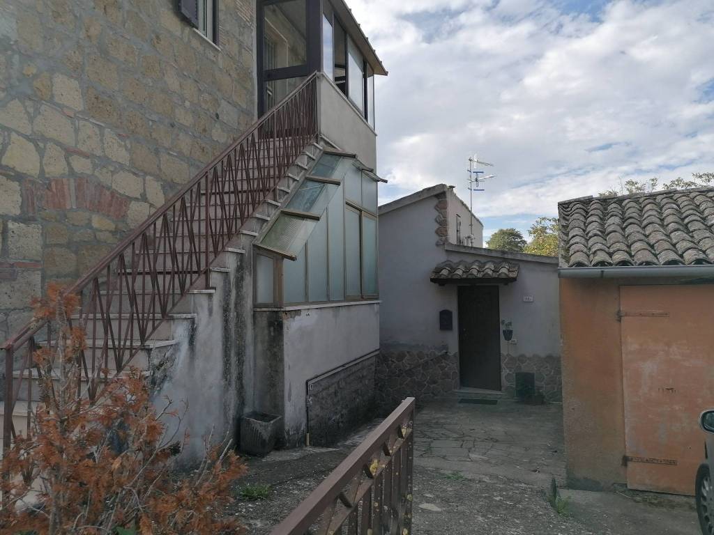 Casa indipendente a Pitigliano in Strada Regionale Maremmana, 90 - Foto 2