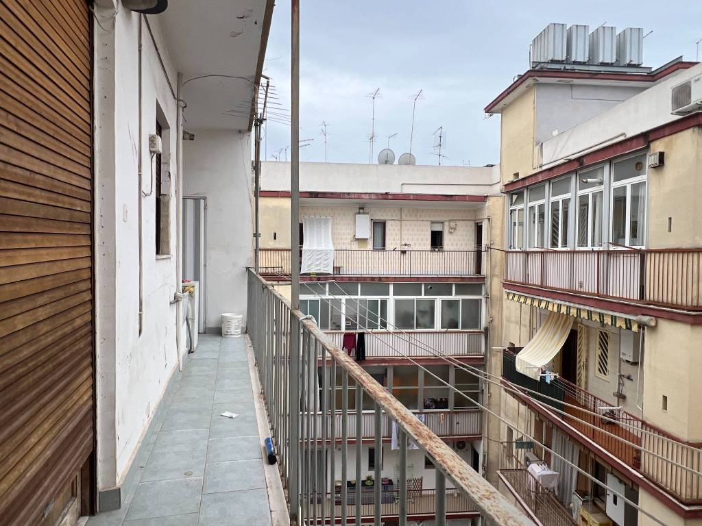 Appartamento a Taranto in Via Cesare Battisti, 44 - Foto 2