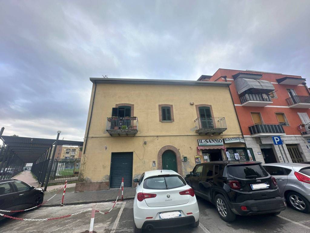 Villa a Benevento in Via Santa Colomba - Foto 2