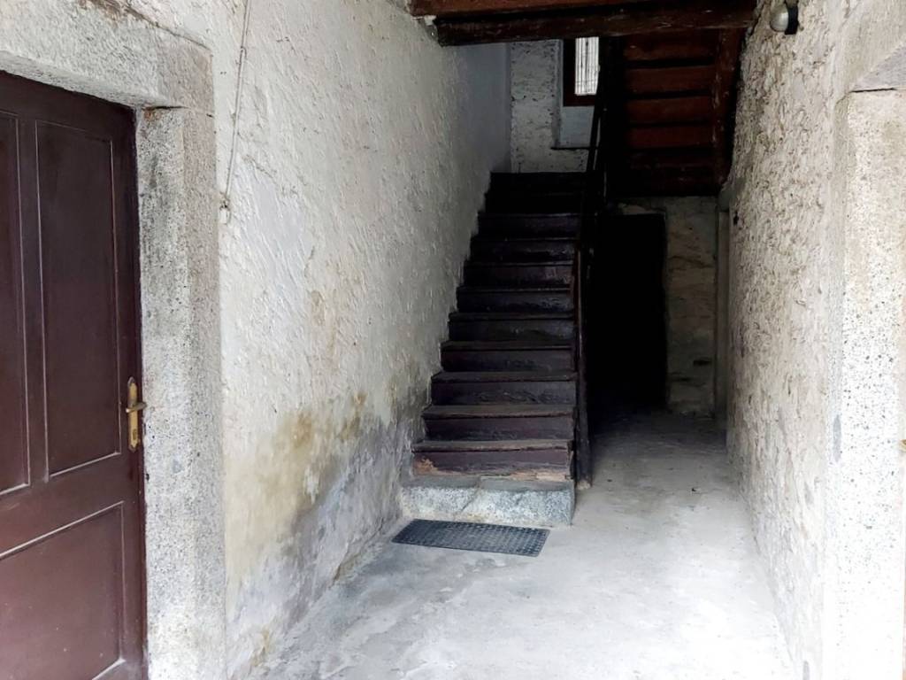 Casa indipendente a Bienno in Via Campolaro, 2 - Foto 3