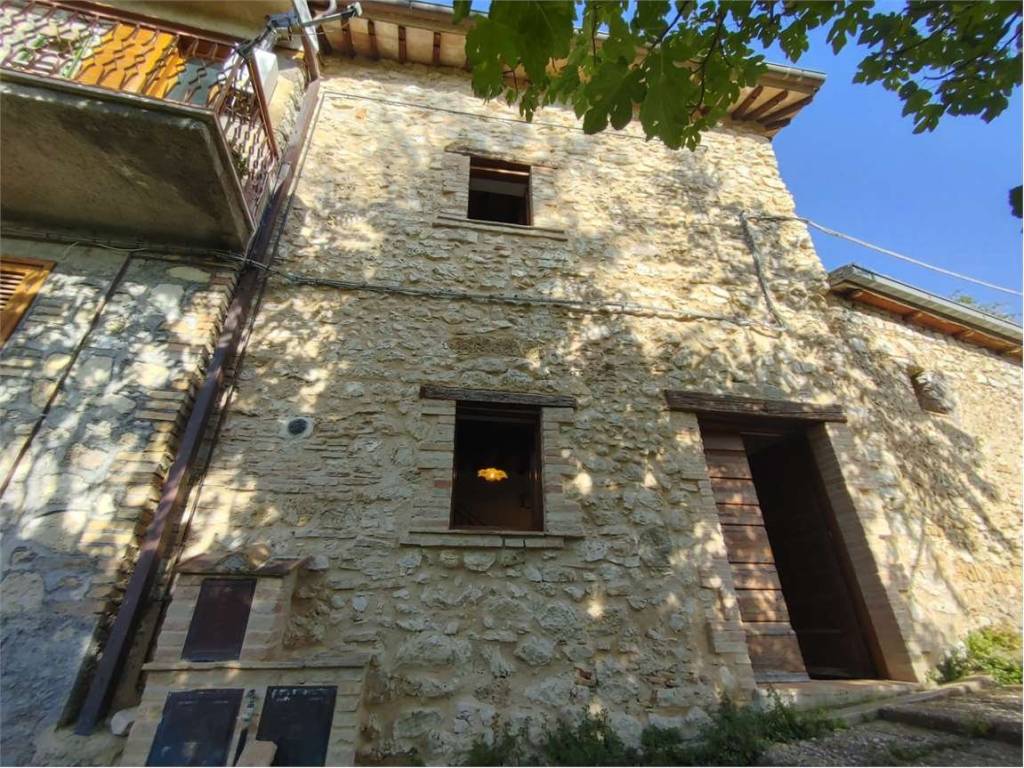 Casa indipendente a Arrone - Foto 2