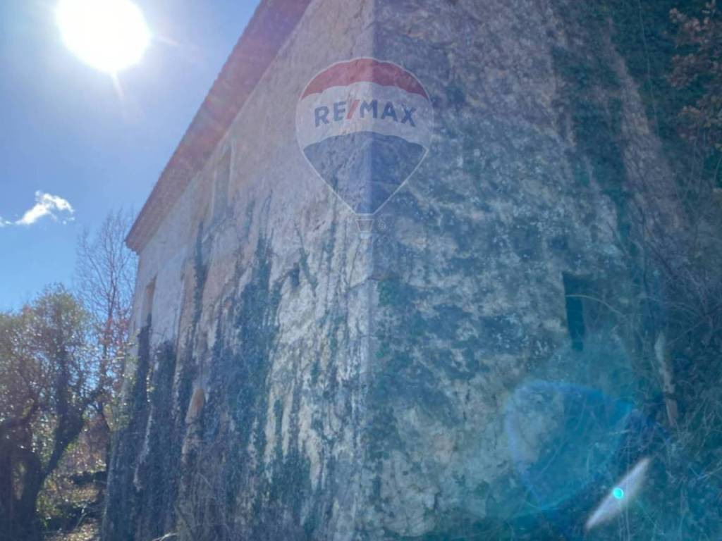 Rustico / casale a Rocchetta a volturno in Strada comunale di Grotte Palombo, 1 - Foto 2