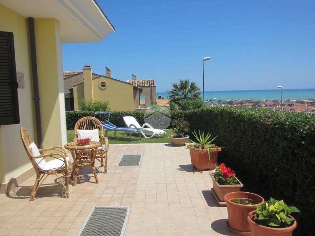 Villa a San benedetto del tronto in Via Copernico, 34 - Foto 5