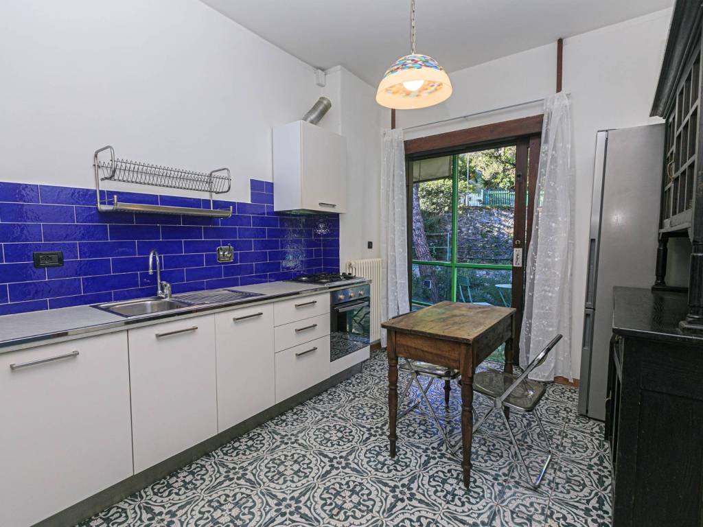 Appartamento a Genova in Viale Giorgio Modugno - Foto 5