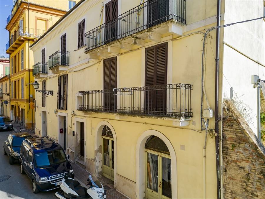 Appartamento a Chieti in VIA SELECCHY - Foto 3