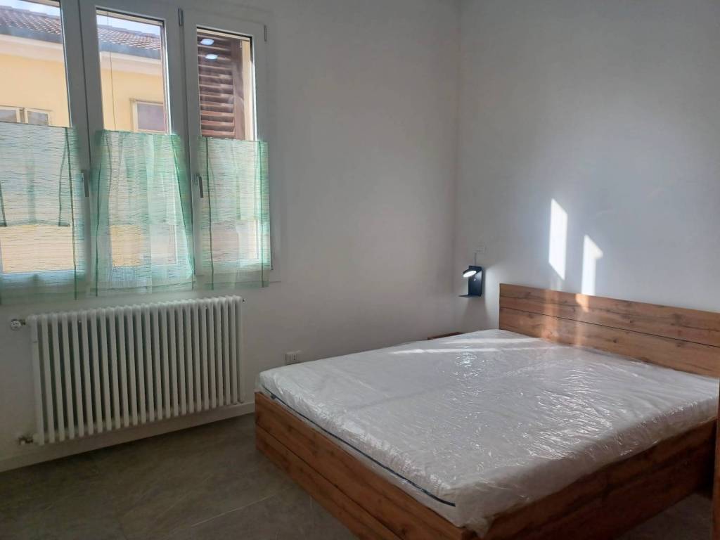 Appartamento a Ferrara in Via Vincenzo Bellini - Foto 5