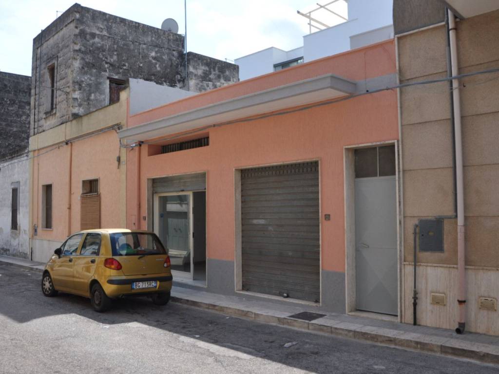 Immobile a San vito dei normanni in Via Raffaele dal Verme, 12 - Foto 2