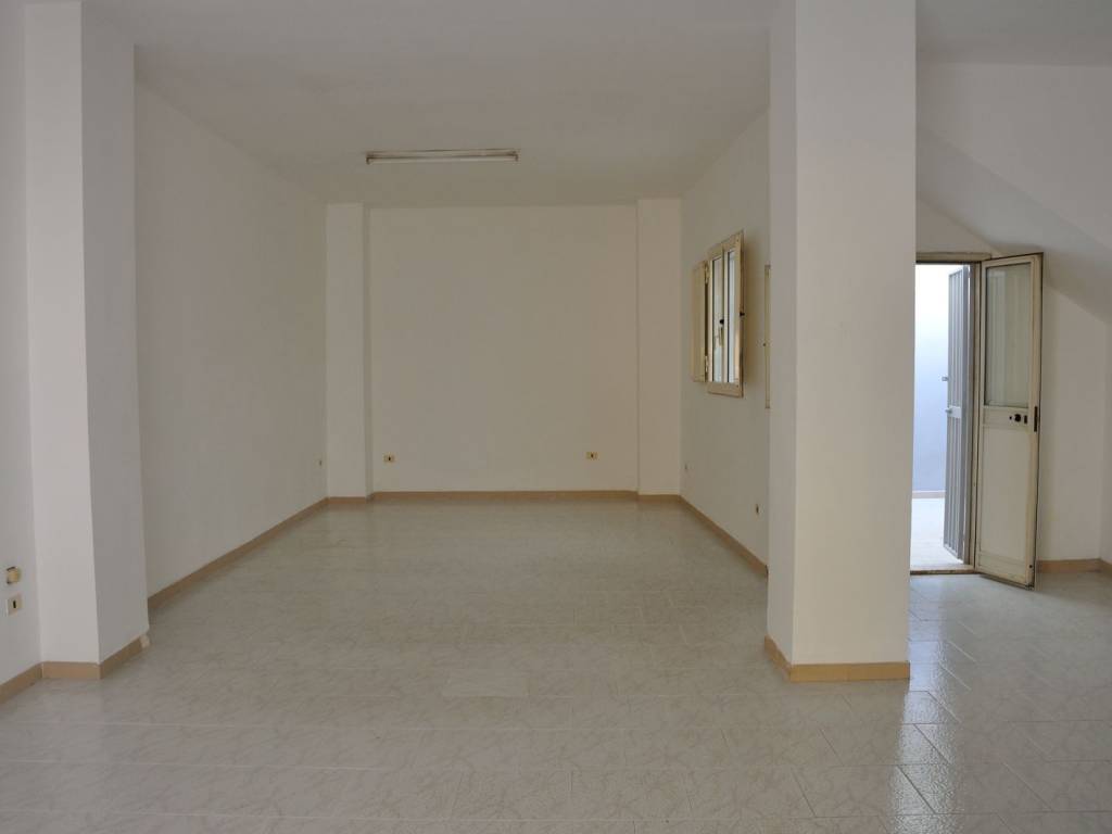 Immobile a San vito dei normanni in Via Raffaele dal Verme, 12 - Foto 3