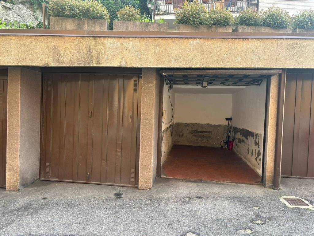 Box / garage a Como in Via Francesco Crispi, 29 - Foto 3