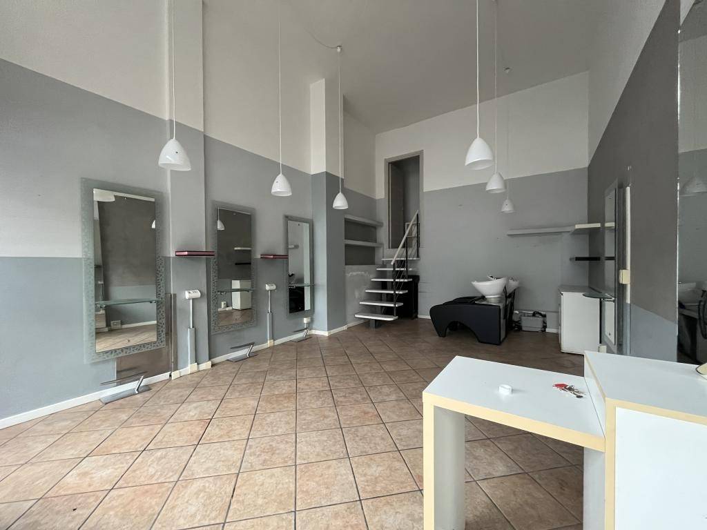 Immobile a Sesto calende in Via dell'Olmo - Foto 5