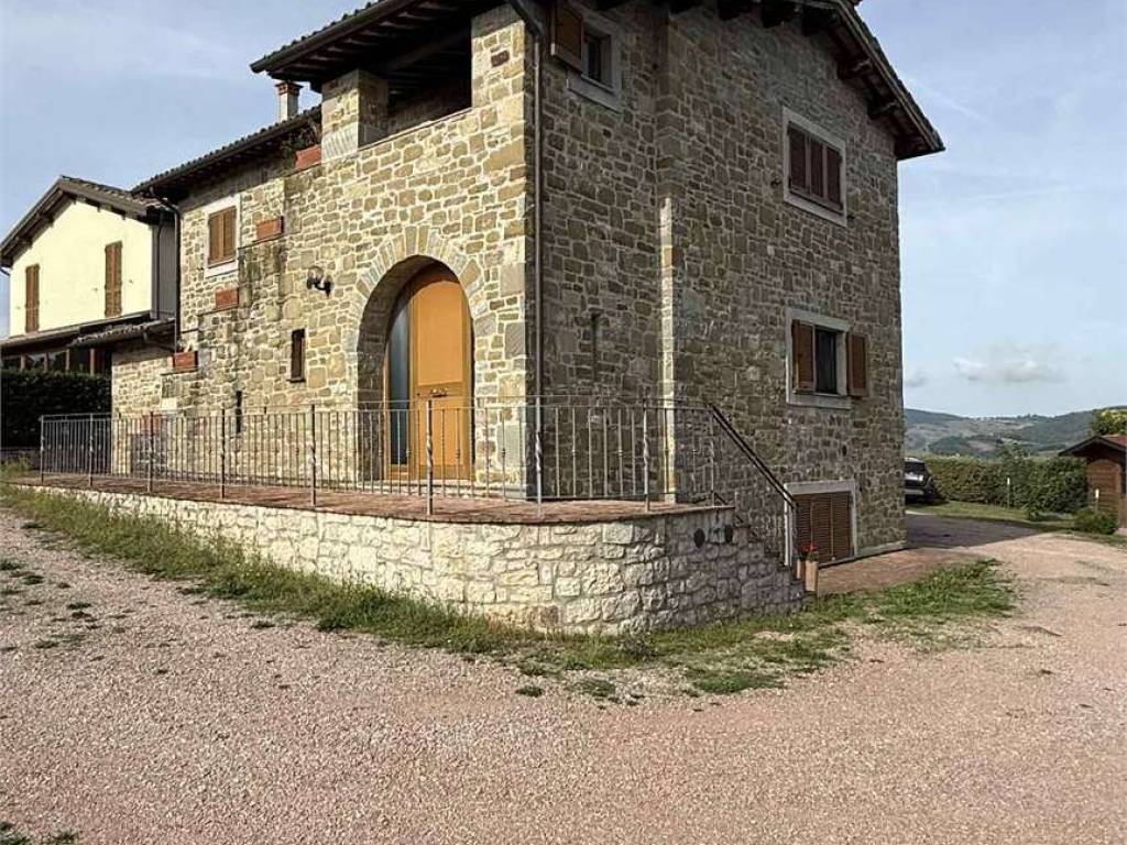 Rustico / casale a Gubbio - Foto 2
