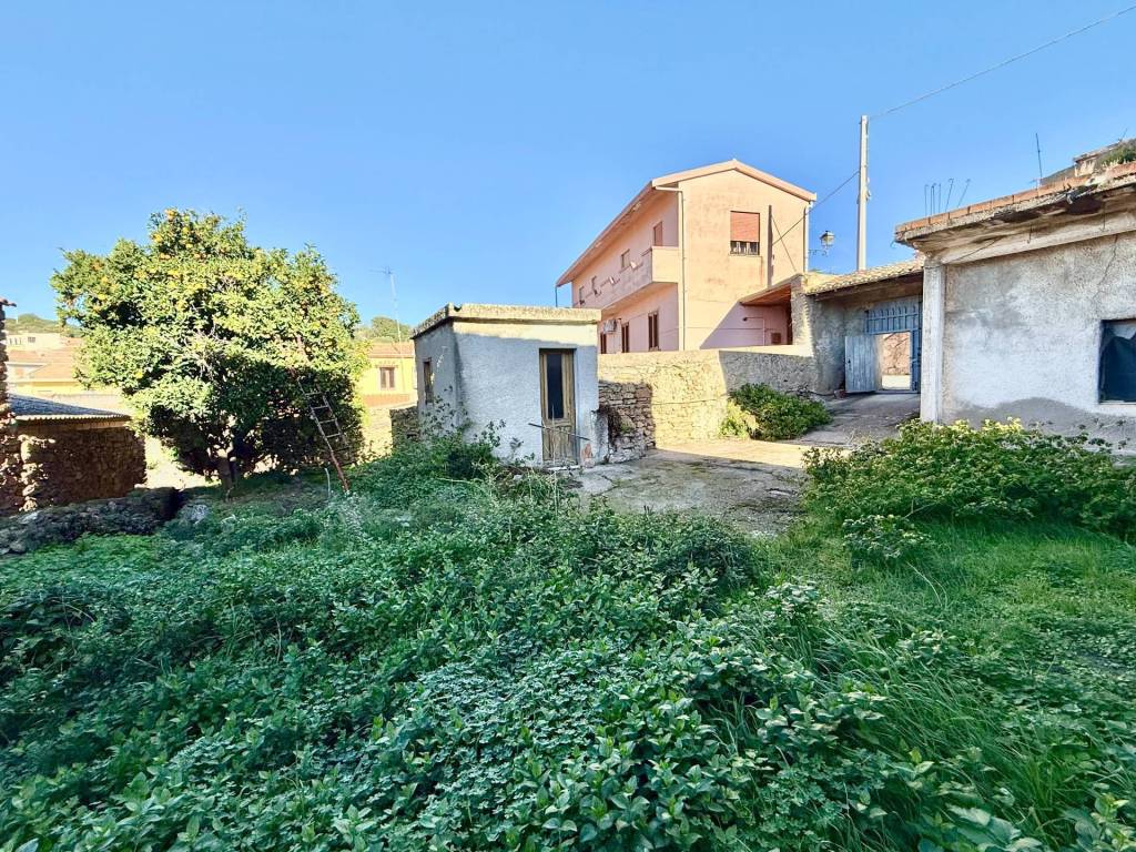 Casa indipendente a Armungia in via Municipio, 42 - Foto 4