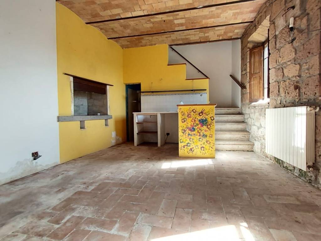Appartamento a Pitigliano in Via dell'Unità d'Italia - Foto 2