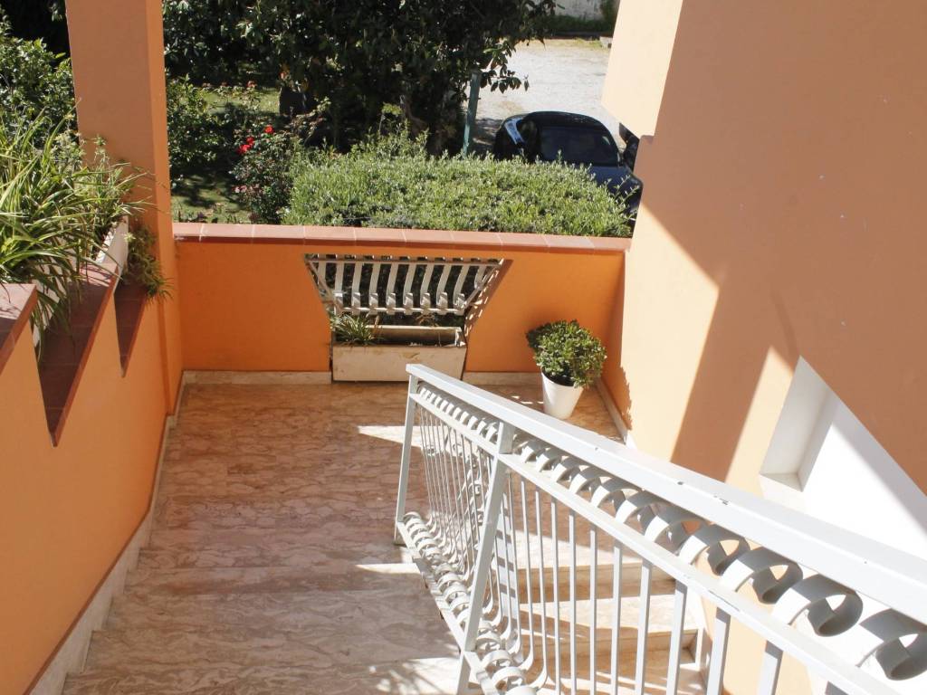 Appartamento a Collecorvino in Contrada Congiunti - Foto 2