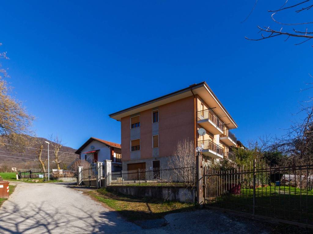Villa a Paesana in Strada Vecchia Roè, 4 - Foto 3