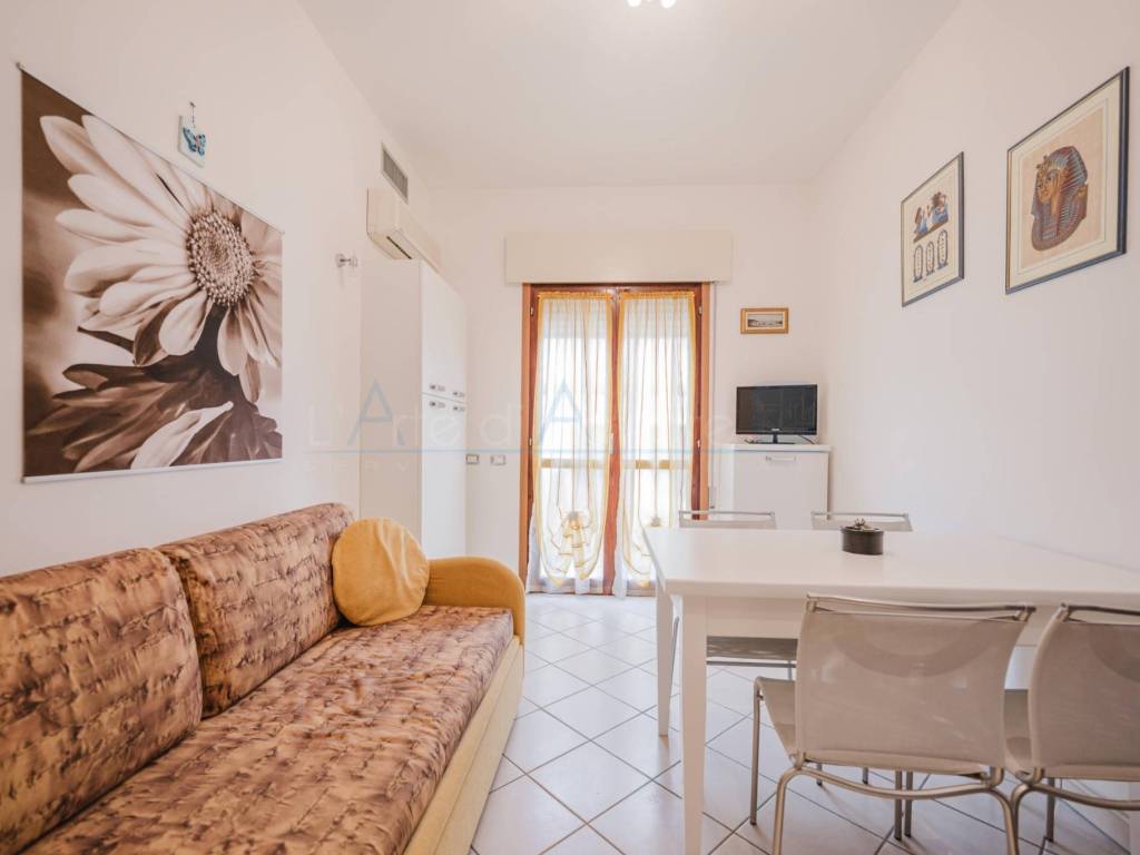 Appartamento a Jesolo in Via Vittorio Veneto, 55 - Foto 3