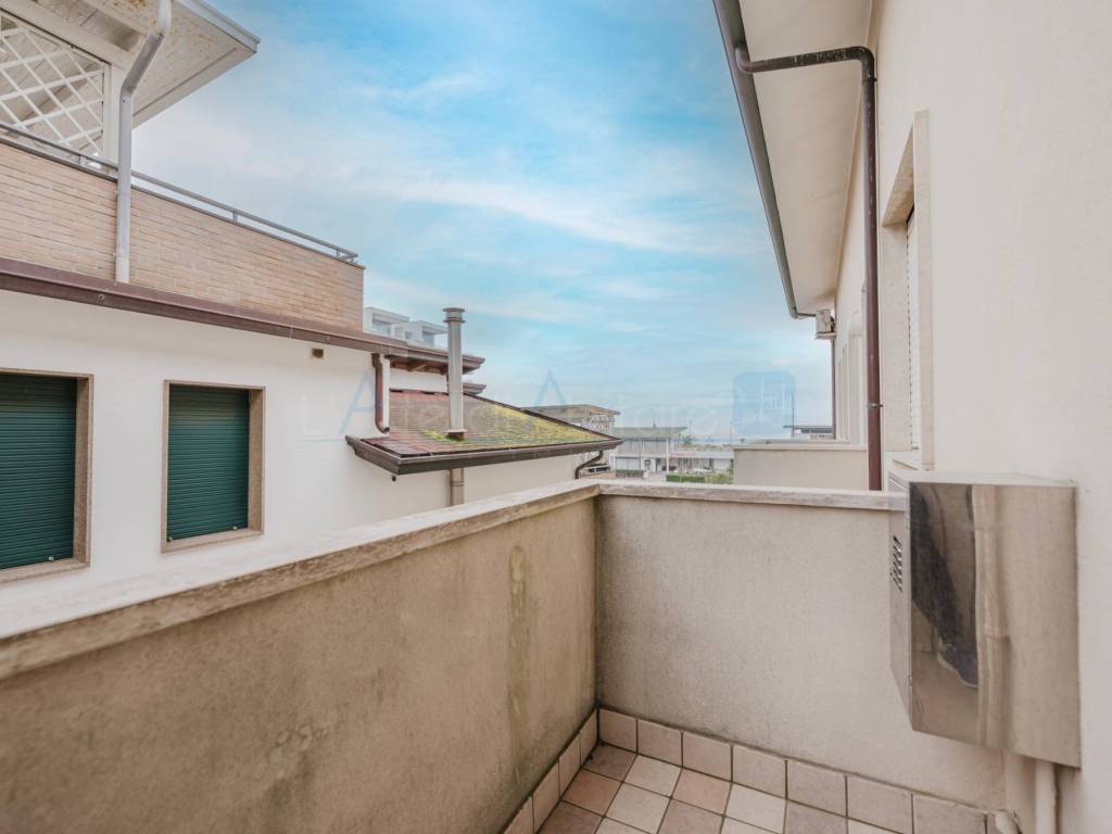Appartamento a Jesolo in Via Vittorio Veneto, 55 - Foto 5