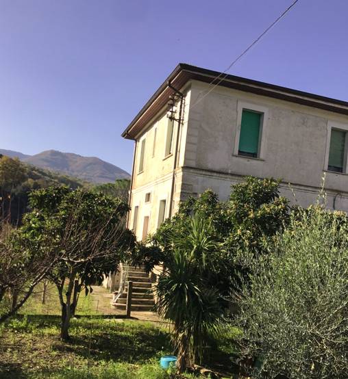 Palazzo / stabile a Pertosa in Contrada Muraglione, 6 - Foto 2