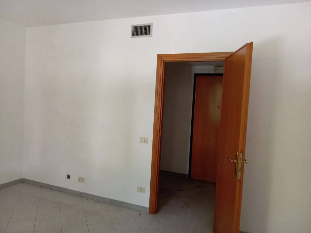 Immobile a Latina in Via Montenero - Foto 4