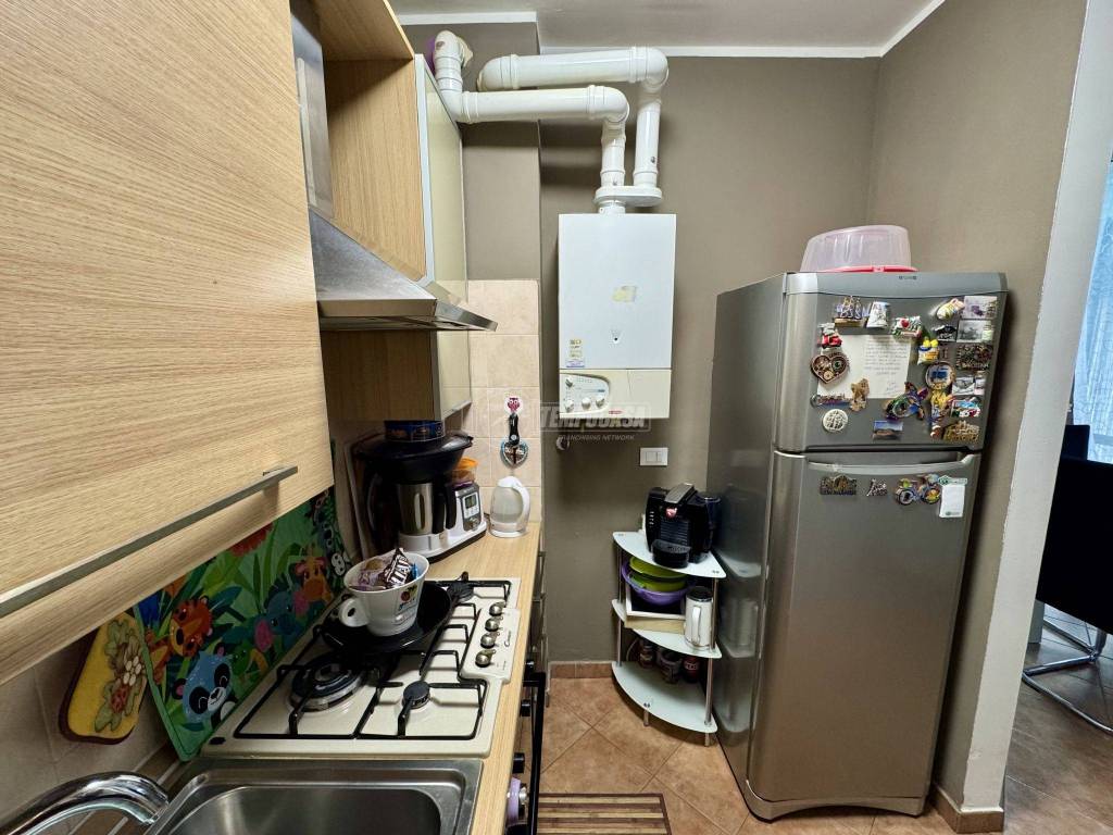 Appartamento a Luino in Via Filippo Turati 106/A/B - Foto 4