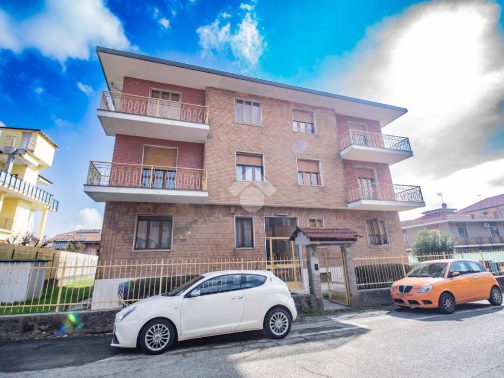 Appartamento a Leinì in Via L. Ronco, 35 - Foto 4