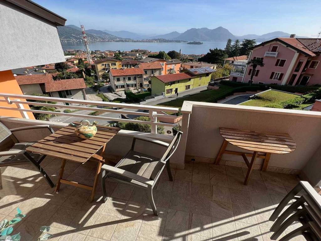 Appartamento a Baveno in Via Arnaldo Fraccaroli - Foto 3