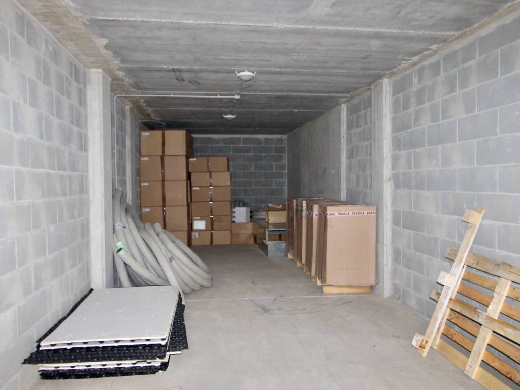 Box / garage a Busto arsizio in Via Francesco Ferrer, 58 - Foto 2