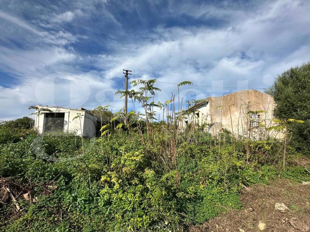 Terreno a Avola in CONTRADA TAGLIATELLI, SNC - Foto 4