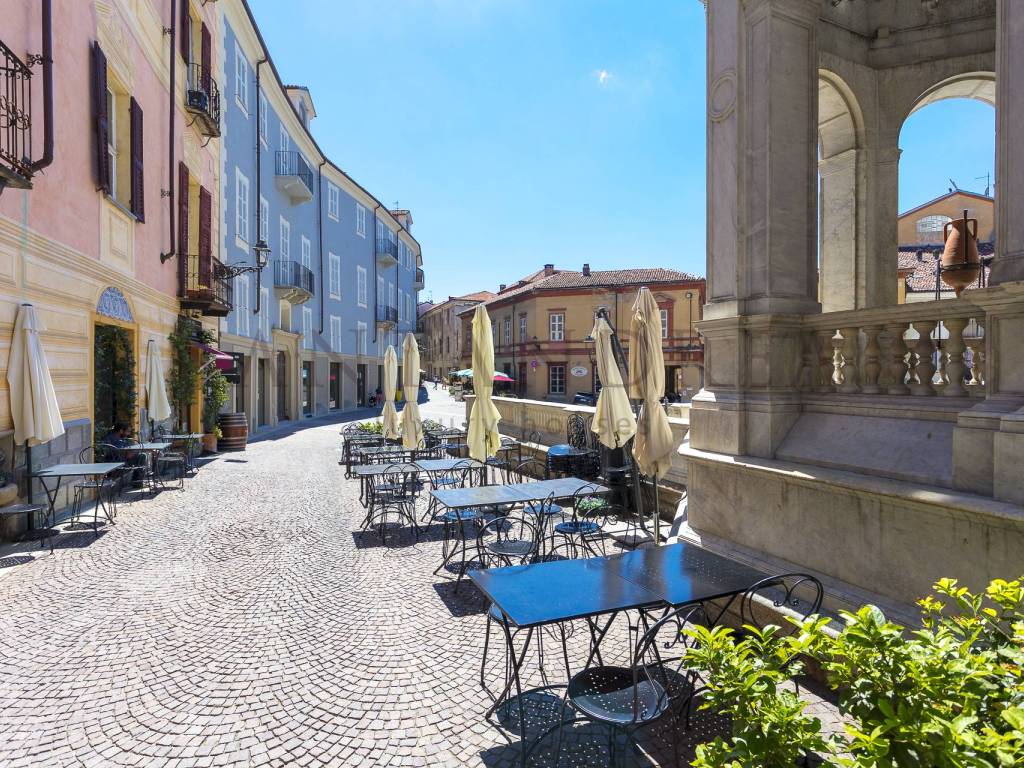 Appartamento a Acqui terme in Piazza della Bollente - Foto 5