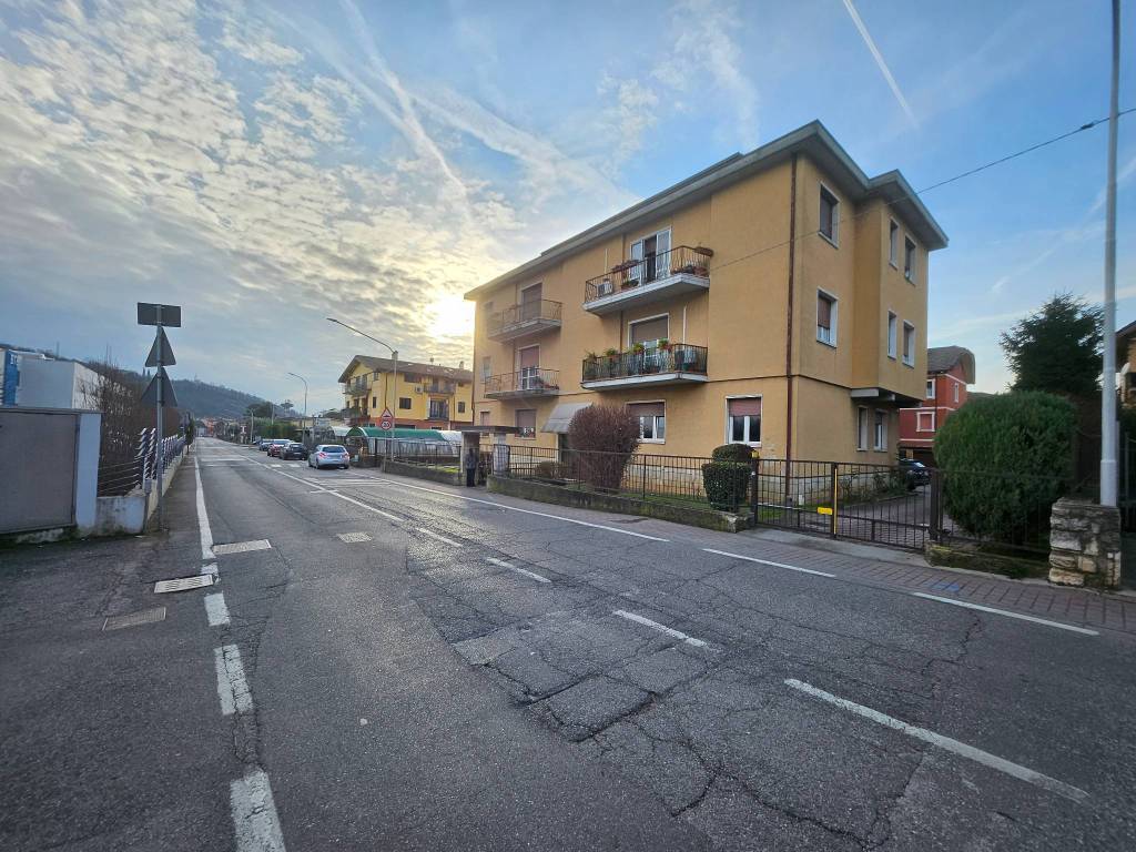 Appartamento a Bovezzo in Via Vittorio Veneto - Foto 2