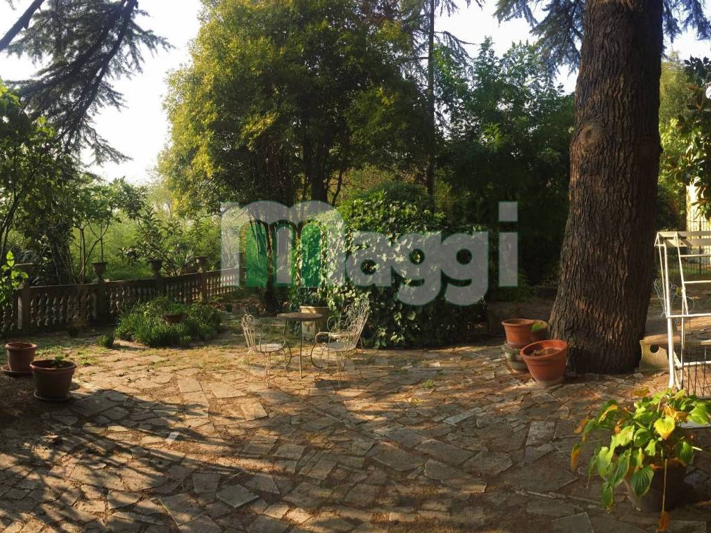 Casa indipendente a Tortona in Viale Vittorio Veneto - Foto 4