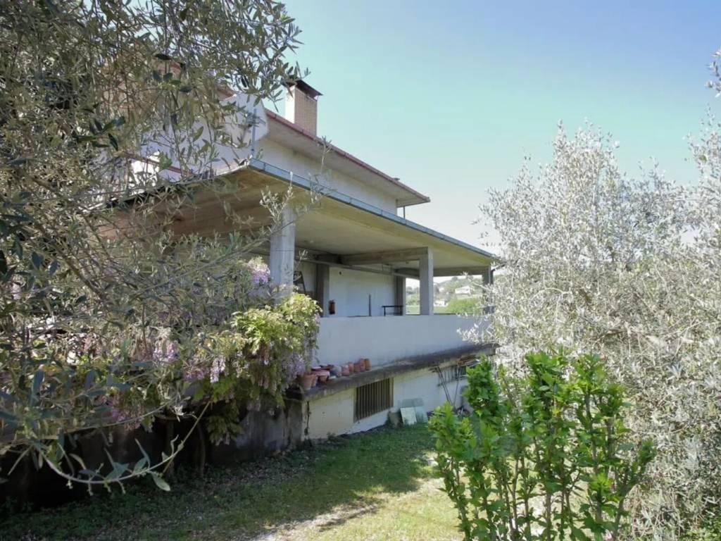 Villa a Amelia in Strada Di Cecanibbio No Number - Foto 3