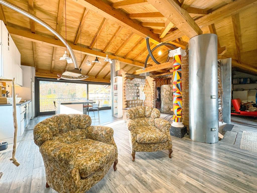 Loft / open space a Gozzano in via giuseppe fava 75 - Foto 4